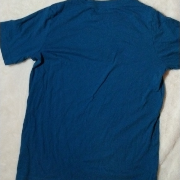 Nike Boys Classic Blue White Logo Short Sleeve T-shirt Size Lg - Picture 2 of 3
